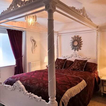 Loch Ness - Luxury Highland Retreat In Scotland Appartement Fort Augustus Buitenkant foto